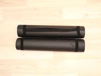 ・ヨガマット2枚 - STUDIOFLAG横浜4号店 STUDIOFLAG横浜4号店/マシンピラティスレンタルスタジオの室内の写真