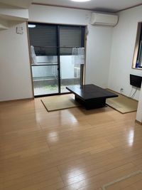 レンタルスペース久米川千野根道場 運動スペース、フローリングスペースの二つですの室内の写真