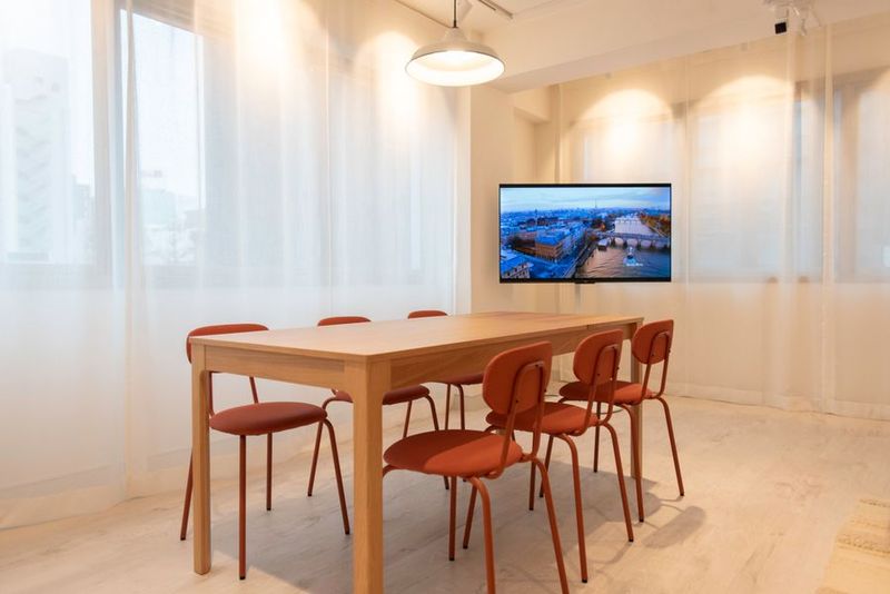 ムーンフロスト京橋 - Moonfrost京橋