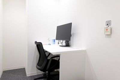 【法人限定】働き方を、ジザイに。テレワーク💻　勉強✍️  モニター／Wi-Fi完備　4号室 - ZXY 桜ヶ丘