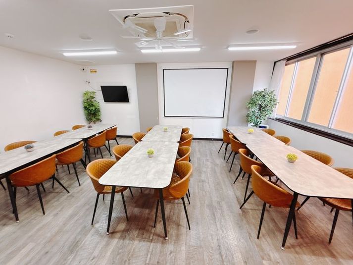 レンタルスペース・貸会議室・コワーキング・多目的スペース - 栄フリースペース