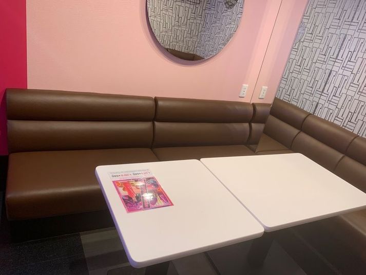 《9～10名用》カラオケルーム【サイズL】 - カラオケビッグエコー 天神西通り店