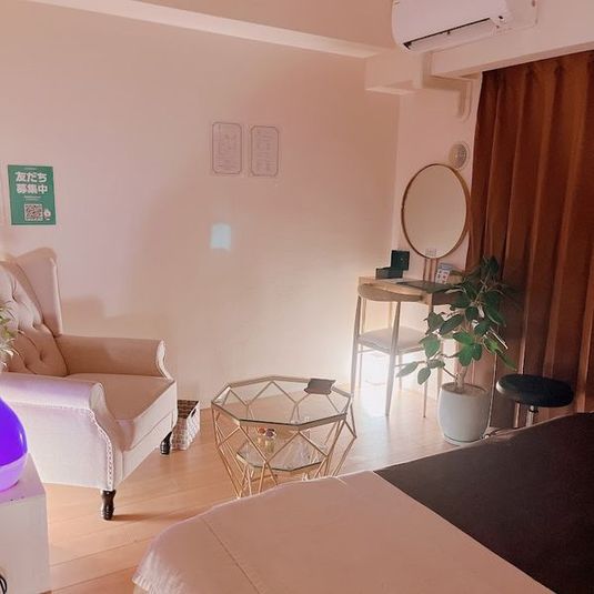 梅田駅近♪完全個室のレンタルサロン - Beauty and Relax LYS