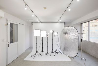 本格的な撮影に必要な設備を一式完備しています。その他必要な設備があれば随時準備致しますのでリクエストください！ - Share-no-wa Studio　JR大塚駅前店 Share-no-wa Studio（シェアノワ）JR大塚駅前店の設備の写真
