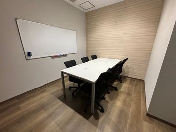 いいオフィス蒲田 6名会議室（RoomB）の室内の写真