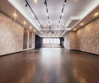 なにわGROWUP なにわGROWUP　大阪 梅田 難波 心斎橋 天王寺の室内の写真