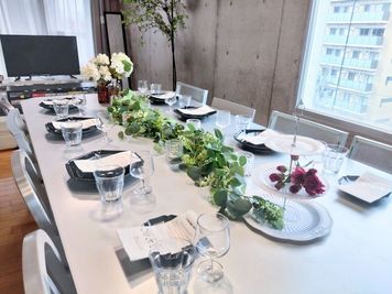 エクセルシオールスペース南池袋店 ✨ゴミ捨て無料✨コンクリート打ちっ放し|女子会・パーティー🍷の室内の写真