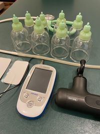 伊藤超短波EMS　カッピング　マッサージガン　ご自由にお使いください - ＳＪ整骨院 レンタルサロン　ＳＪ整骨院　阿佐ヶ谷の室内の写真