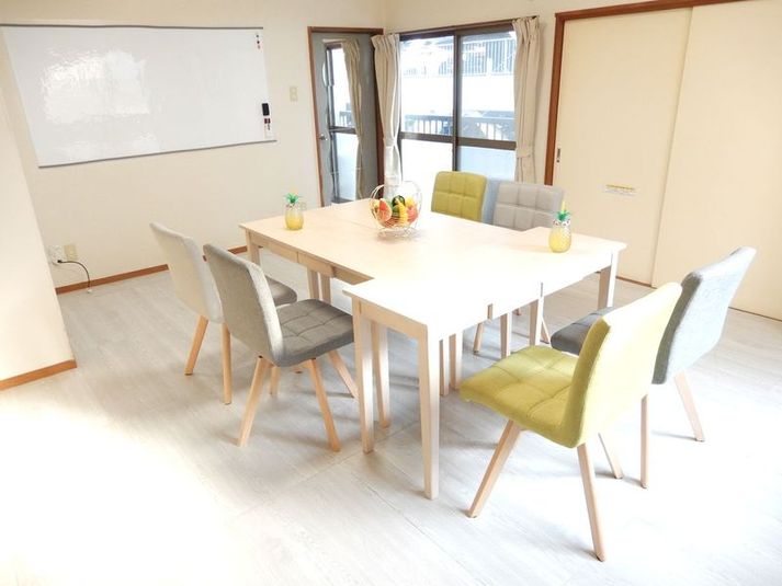 多目的スペース - ＜フルーツ会議室 大分駅前＞