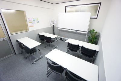 【IMC岩本町駅前会議室】 IMC岩本町駅前会議室の室内の写真
