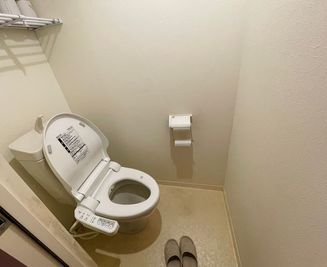 トイレ（2階） - 北千住ボードゲームハウス「ピザパイン」の室内の写真
