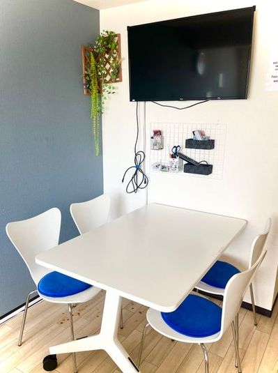 施術ベッドあり〈インディゴ〉 - まちの会議室★東中野