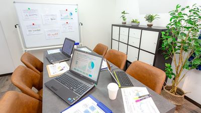 ビジネス利用のイメージです - 東梅田駅出口徒歩2分！24時間OK！ チルナログ大阪梅田03の室内の写真