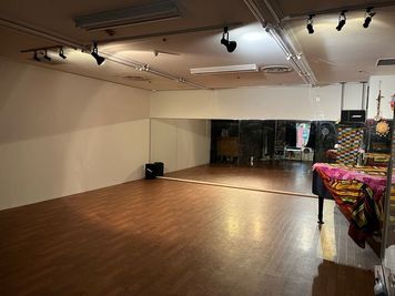 スポット使用時 - わのわスタジオ　Studio WanoWa わのわスタジオ★音楽・ダンス向き多目的スペースの室内の写真