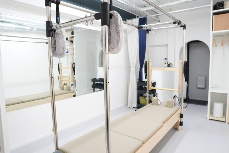 ピラティスレンタルスタジオ　モーションケアピラティス - naru ピラティスレンタルスタジオ