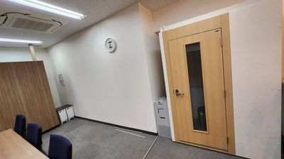 テレワーク用の防音室あり☎ - Relax room 東新宿 Relax room 東新宿｜会議・打ち合わせ🖊の室内の写真