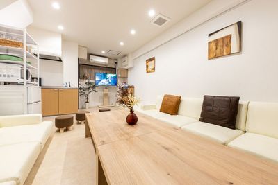 Brown Side 上野 1F Space Side (1F)の室内の写真