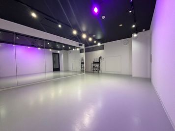 ZERO DANCE STUDIO 琴似スタジオ ZERO DANCE STUDIO　琴似スタジオの室内の写真