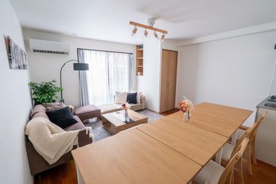 最大15人❣️
楽しい時間をお過ごしください💖 - 【曽根崎】東梅田4分✨デート💖誕生日会🎂推し活💖 2SN 東梅田4分💖誕生日会•推し活•デートの室内の写真