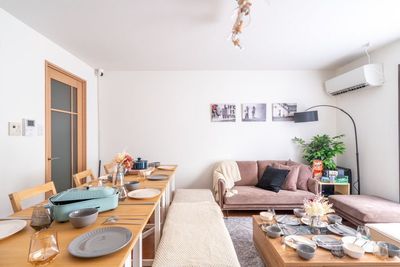 ママ会💛ホームパーティー、女子会、おしゃべり会 - 【曽根崎】東梅田4分✨デート💖誕生日会🎂推し活💖 2SN 東梅田4分💖誕生日会•推し活•デートの室内の写真