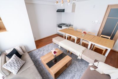 広々空間❣️
デートプラン、ママ会に最適なスペース💕💕 - 【曽根崎】東梅田4分✨デート💖誕生日会🎂推し活💖 2SN 東梅田4分💖誕生日会•推し活•デートの室内の写真