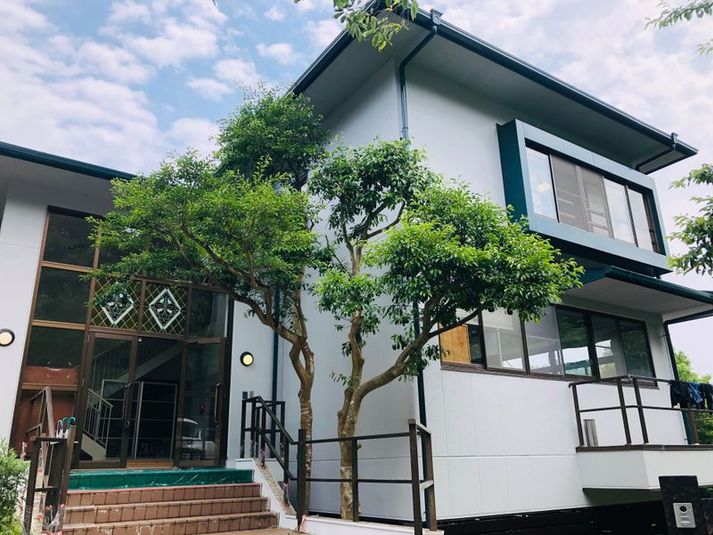 淡路市の高台にあるセミナースペース - ウッドランドアカデミー神戸研修センター