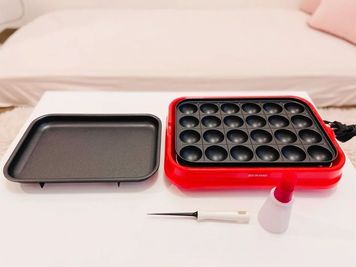 タコ焼きをはじめ調理器具もあります。 - フェリス梅田 パーティルーム、レンタルスペースの室内の写真