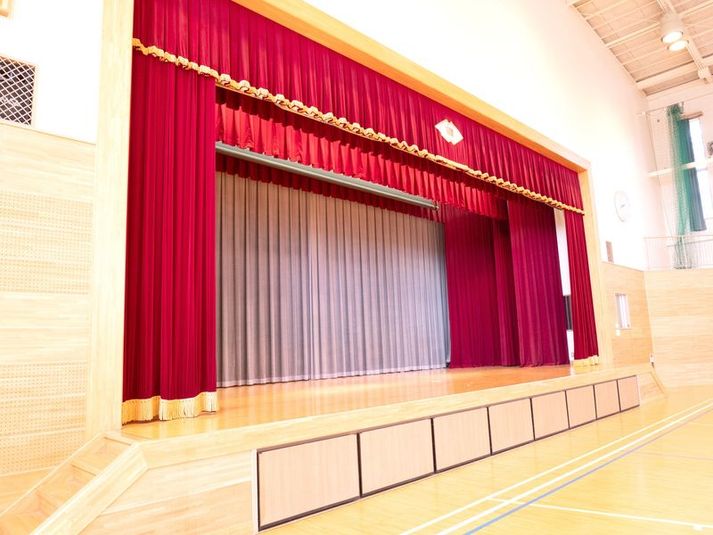 体育館 - 八ヶ岳コモンズ