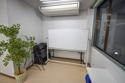 ヨリアイ岩槻 レンタルスペースの室内の写真