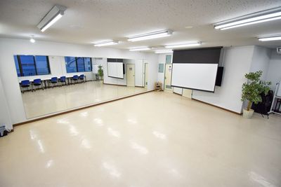 ヨリアイ岩槻 レンタルスペースの室内の写真