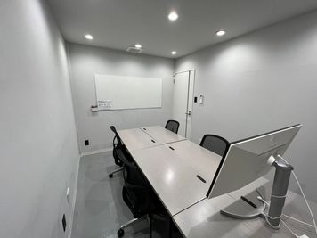 いいオフィス中野 【中野駅から1分】6名会議室（RoomA）の室内の写真