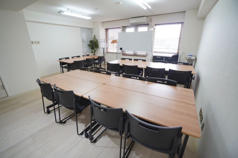 クイック貸し会議室 横浜駅東口 - 【クイック貸し会議室 横浜駅東口】