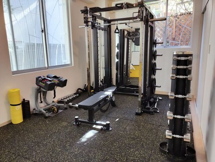 WAHAHA RENTAL GYM 大阪・緑地公園駅前店 - スペイシャス緑地公園