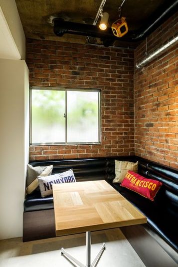 イベントに最適　カフェ&ダイニング - リチャージブルカフェ&ダイニング 「REISM STAND」