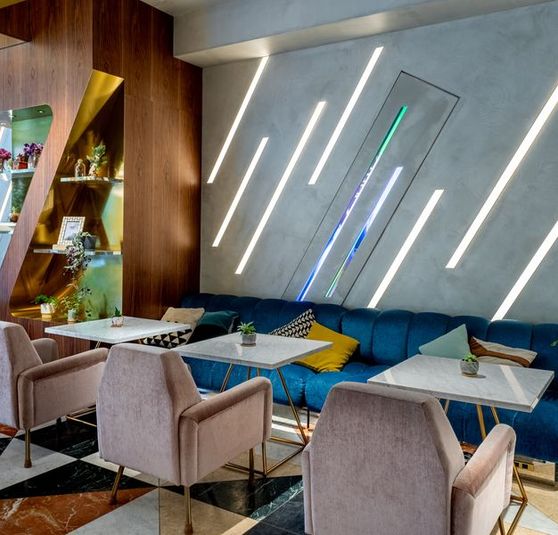 ホテル1階レストラン/カフェ/バーラウンジ - slash cafe&bar川崎