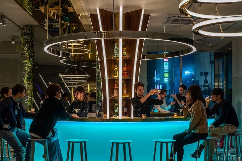 ホテル1階レストラン/カフェ/バーラウンジ - slash cafe&bar川崎