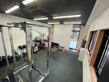 パーソナルトレーニングに、自身のトレーニングに、ワットバイクが使える完全個室予約制のプライベートジム！ - マタドールジム荒川店