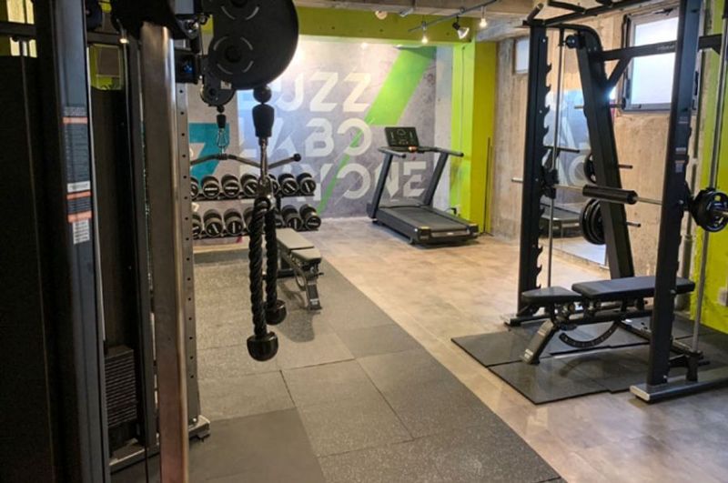 BUZZ LABO【7階】 - BUZZ LABO　レンタルジム　STUDIO BUZZ