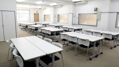 Natuluck飯田橋東口駅前店 4階大会議室Bの室内の写真