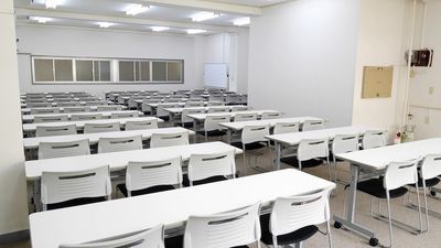 Natuluck飯田橋東口駅前店 4階大会議室Bの室内の写真