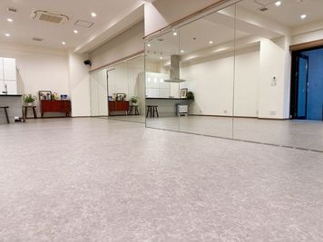 Tsukurite Studio マルチレンタルスペースの室内の写真