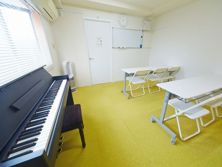 【フロア専有】レンタル会議室／Fルーム【駅２分】 - スポロスタジオ【溝の口駅徒歩２分】🎹ピアノ📶高速WIFI