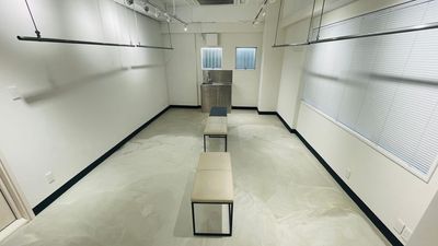 【高円寺駅2分】各種ポップアップや展示会等のギャラリー用途に最適な展示什器を備えた路面スペース - BBBKoenji