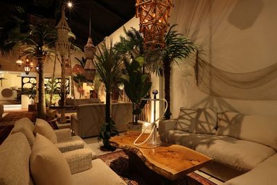 シーシャラウンジ チルラグ 名古屋 グランデ 栄店の室内の写真