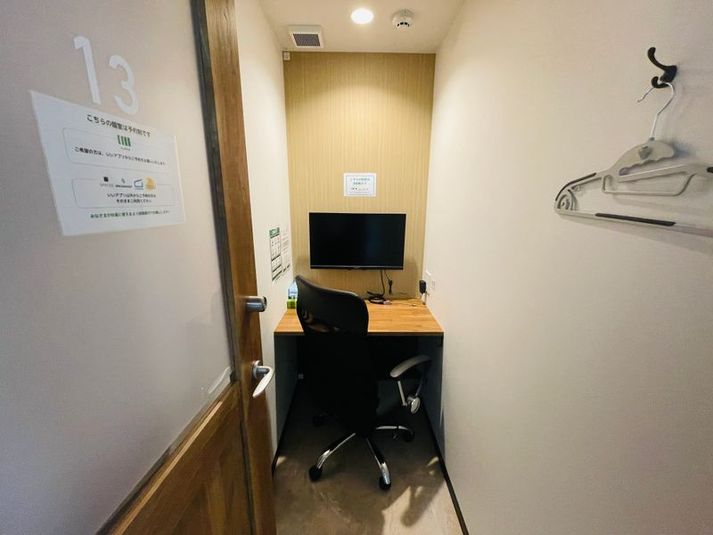 いいオフィス中野 【中野駅徒歩1分】1名個室（ブース13）の室内の写真