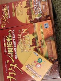 ボードゲームあります！
カタン(拡張パックあり)、ワードバスケット - レンタルスペースAs ～遊びも仕事もこの部屋1つで～駅近2分の隠れ家的マルチスペースの室内の写真