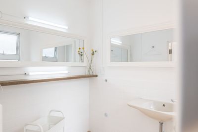 照明付きパウダールーム完備！ - ひろこばぁちゃんのスペース名古屋店 16～30名様専用の設備の写真
