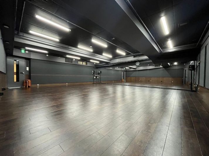1st  - BUZZ BAYSIDE(浜松町)　STUDIO BUZZ