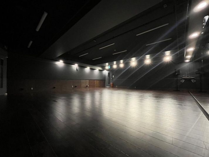 1st  - BUZZ BAYSIDE(浜松町)　STUDIO BUZZ