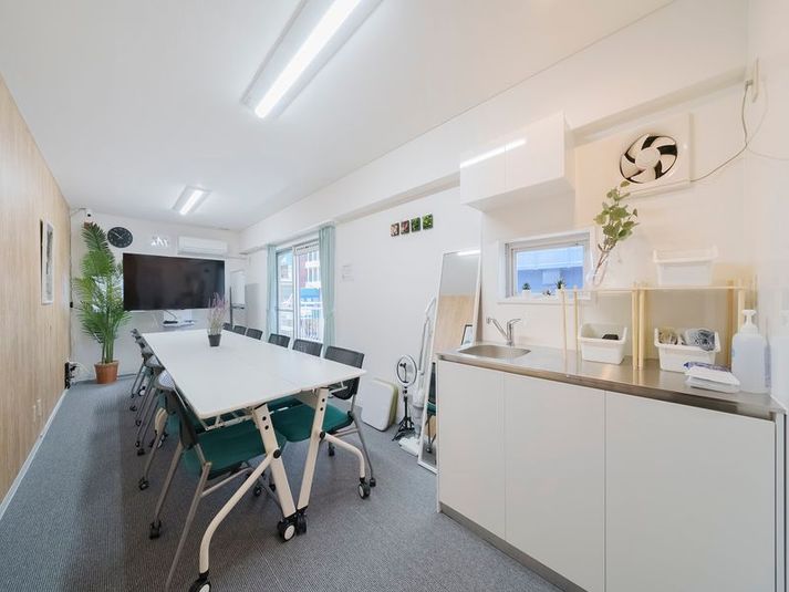 安くてキレイで駅から近い会議室 - こんふぉーと会議室 高田馬場駅前